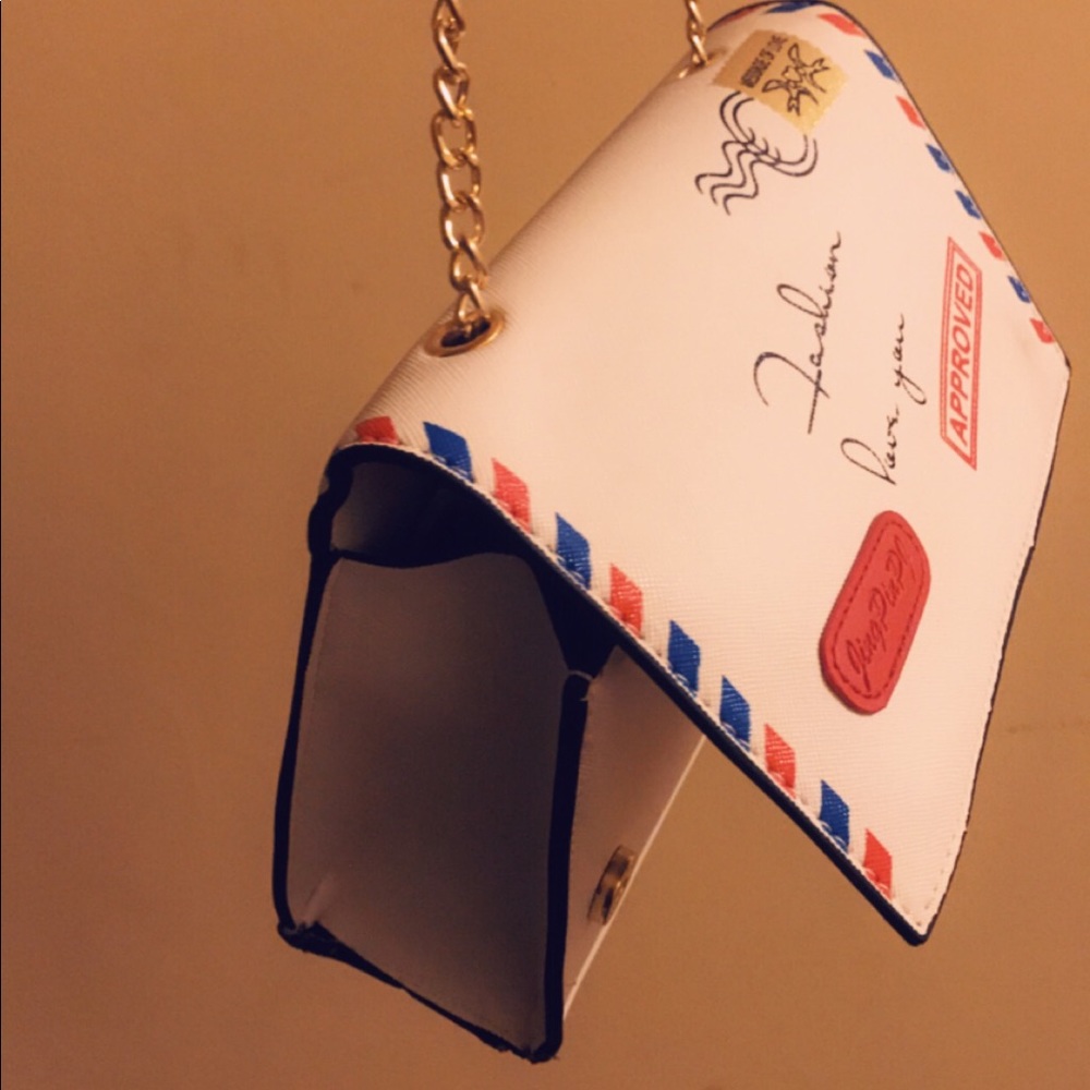 Purse - Picture 4 of 5